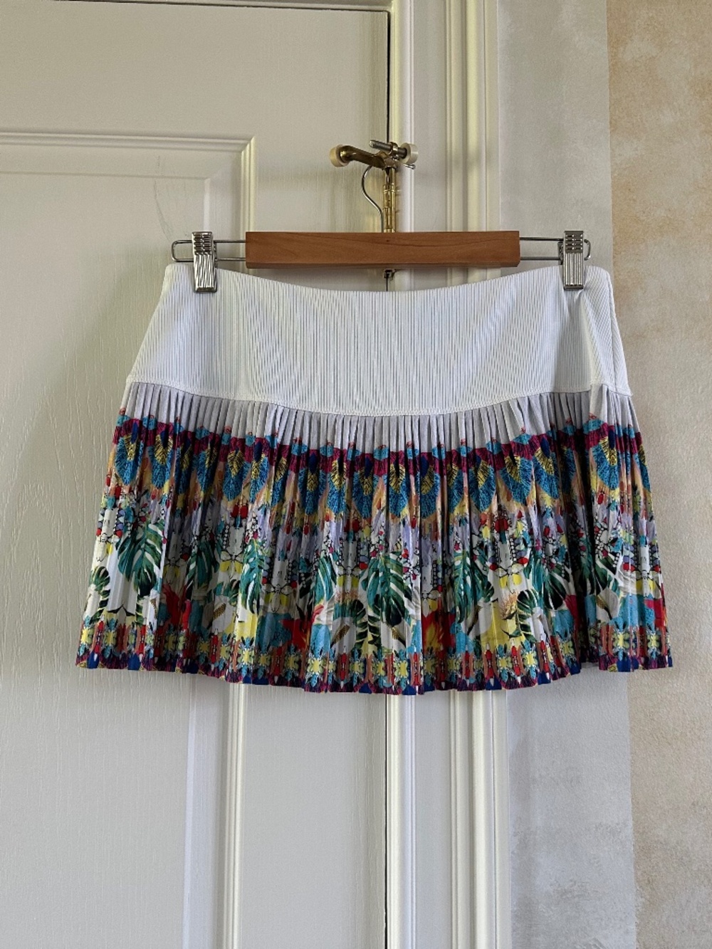 Lucky in Love Pleated Skort Sz M